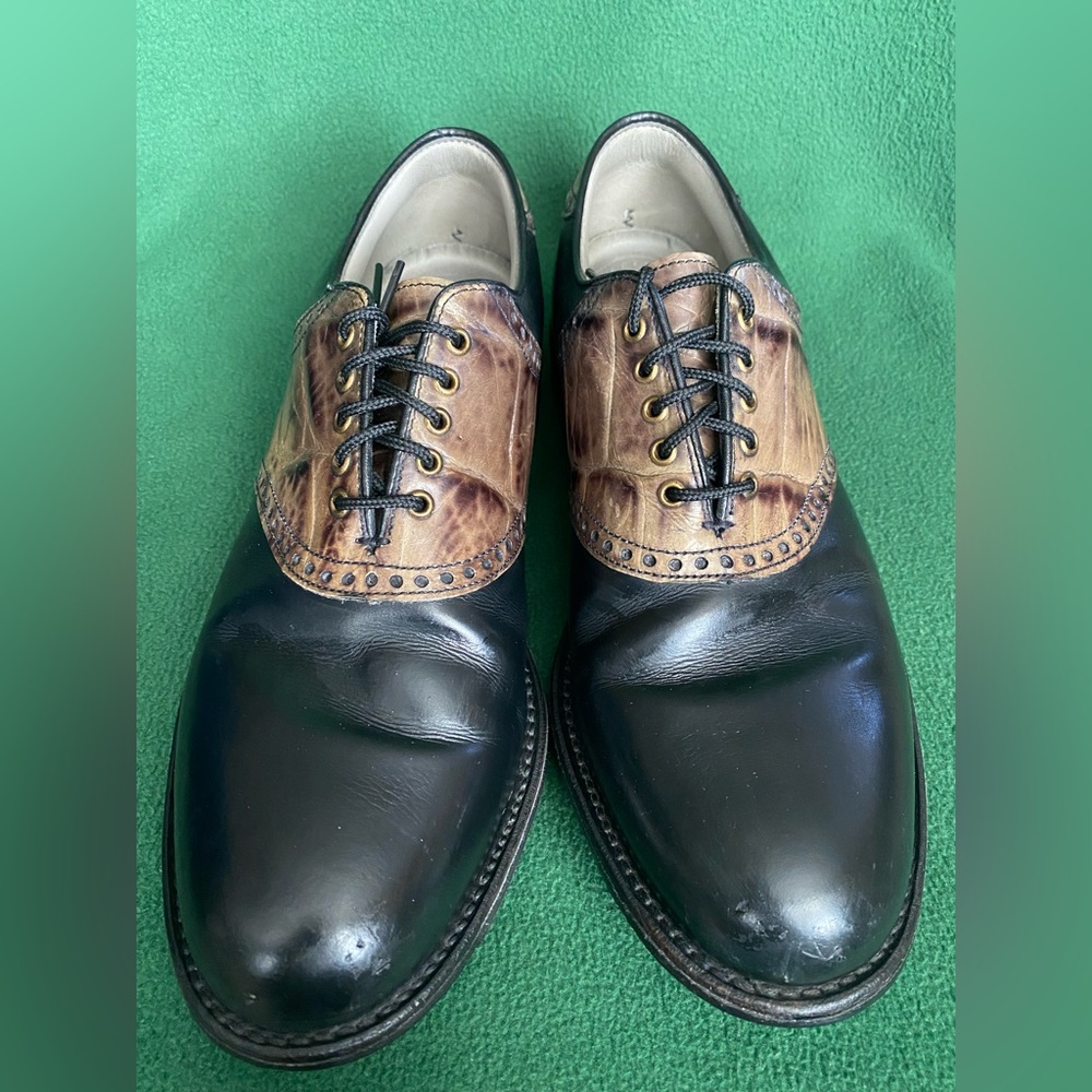 Vintage FootJoy Classics Golf Shoes Size 9D, Black and Brown, New Spikes.